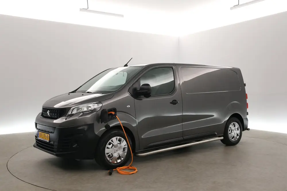 Citroën Jumpy ë-Jumpy Peugeot e-Expert 75 kWh L2H1 uit 2022, foto 10
