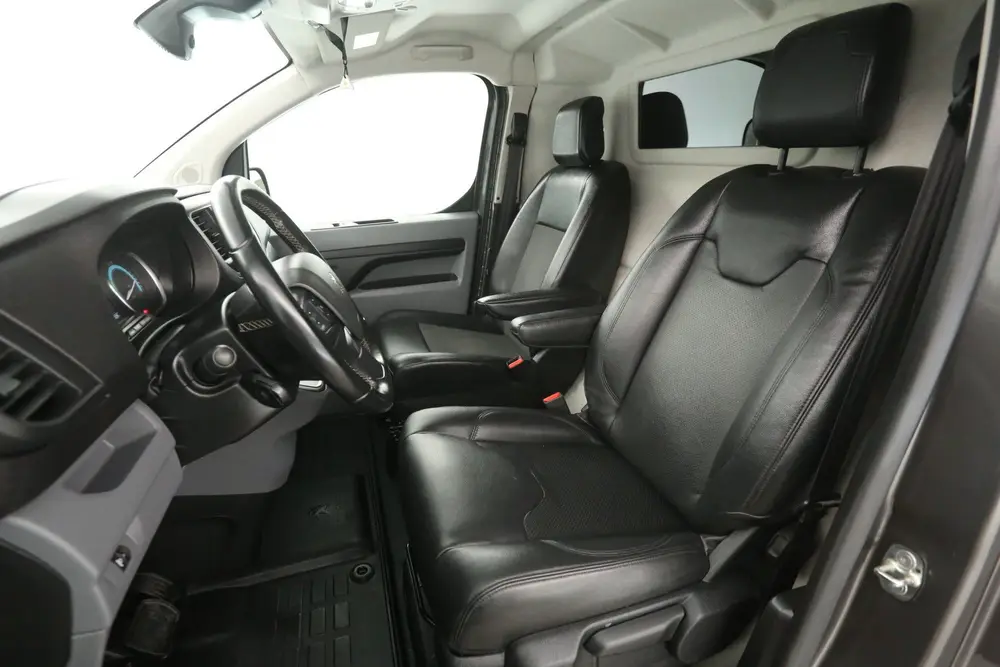 Citroën Jumpy ë-Jumpy Peugeot e-Expert 75 kWh L2H1 uit 2022, foto 11