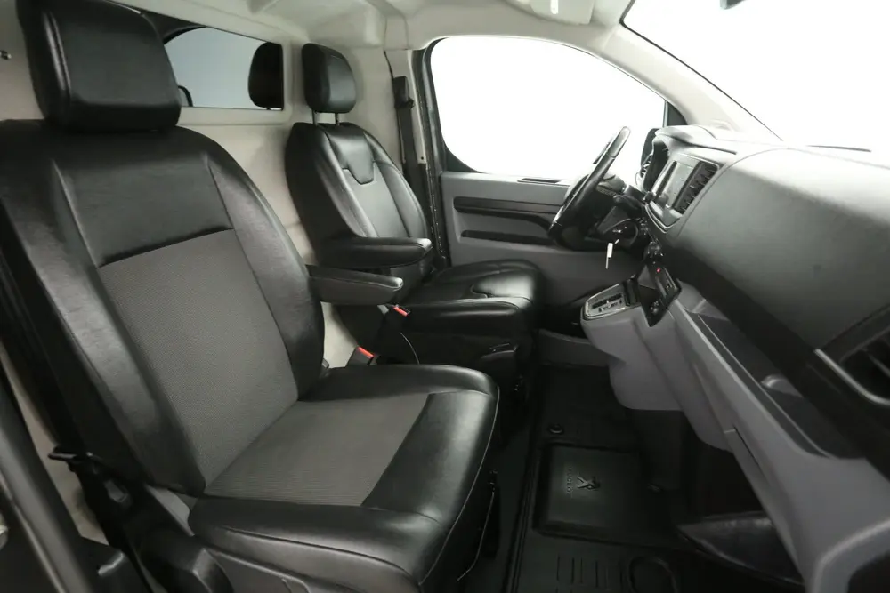 Citroën Jumpy ë-Jumpy Peugeot e-Expert 75 kWh L2H1 uit 2022, foto 12