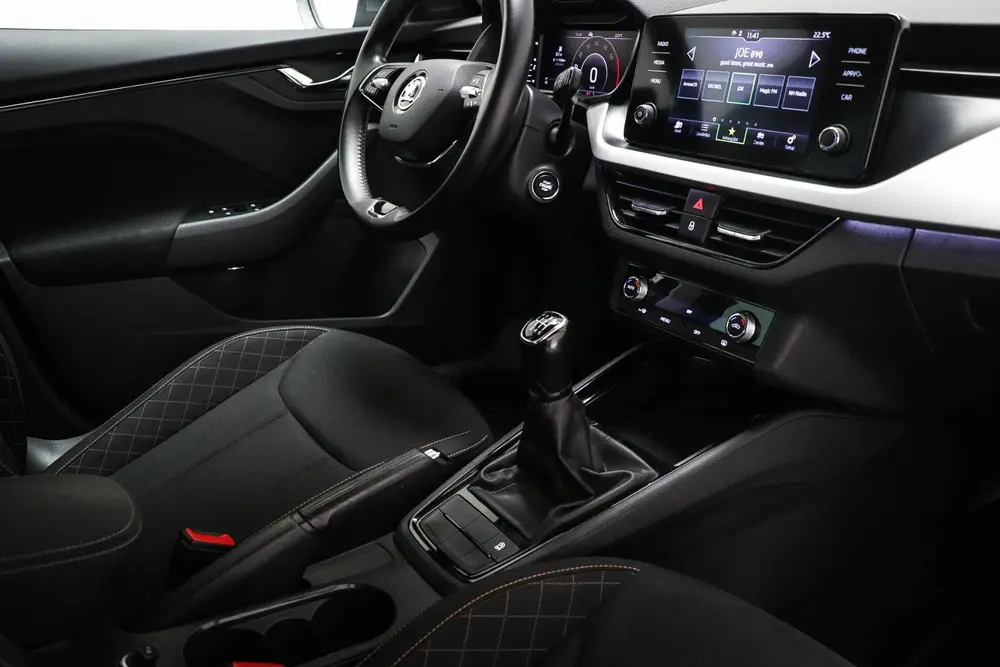 Skoda Kamiq 1.0 TSI Active uit 2021, foto 3