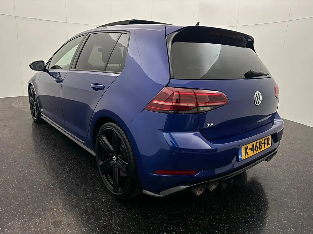Volkswagen Golf 2.0 TSI 4Motion R PANO / AKRAPOVIC / Ad. Cru uit 2019, foto 2