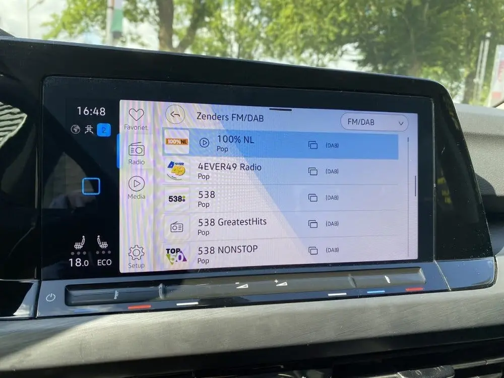 Volkswagen Golf 1.4 eHybrid Style Stoel/Stuurverwarming, eer uit 2022, foto 20
