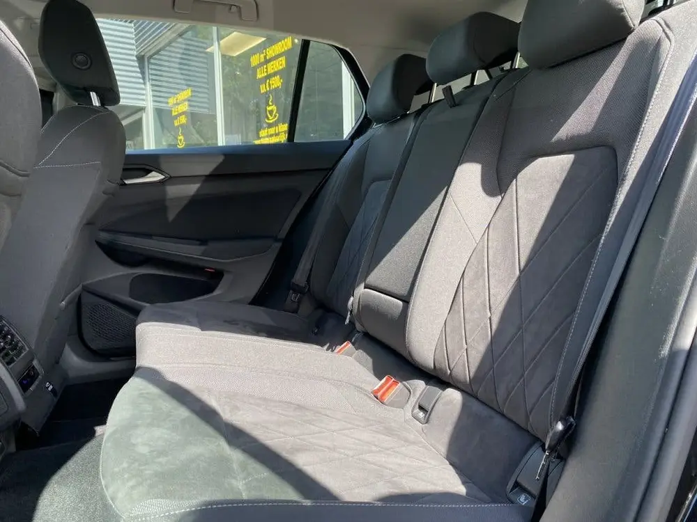 Volkswagen Golf 1.4 eHybrid Style Stoel/Stuurverwarming, eer uit 2022, foto 5