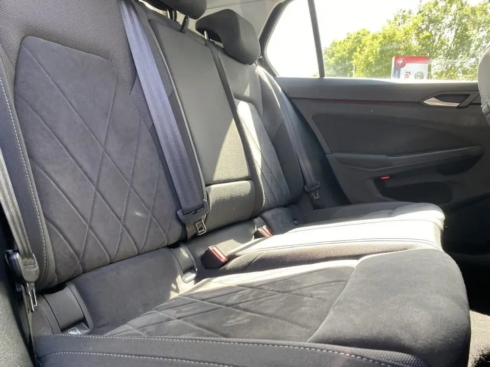 Volkswagen Golf 1.4 eHybrid Style Stoel/Stuurverwarming, eer uit 2022, foto 7