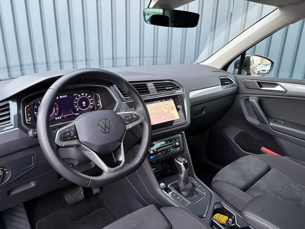 Volkswagen Tiguan 1.5 TSI Life Business | Camera | Elk. A-kl uit 2023, foto 5