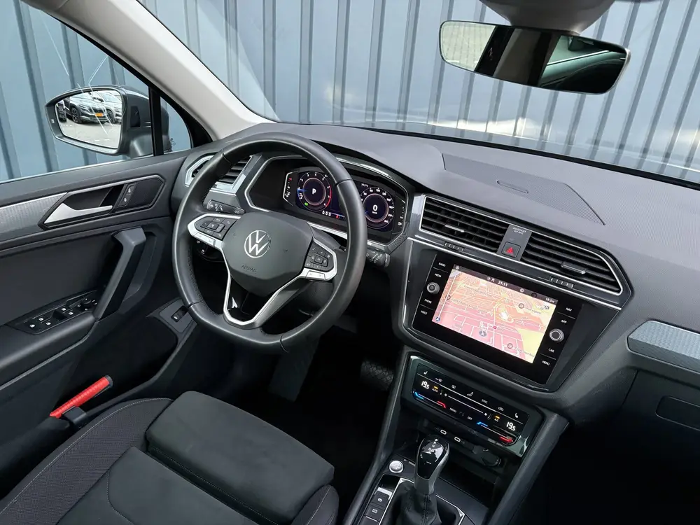 Volkswagen Tiguan 1.5 TSI Life Business | Camera | Elk. A-kl uit 2023, foto 8
