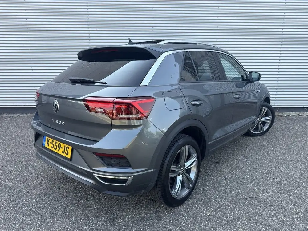 Volkswagen T-Roc 1.5 TSI Sport Bns R-line NAP Automaat Pano uit 2021, foto 2