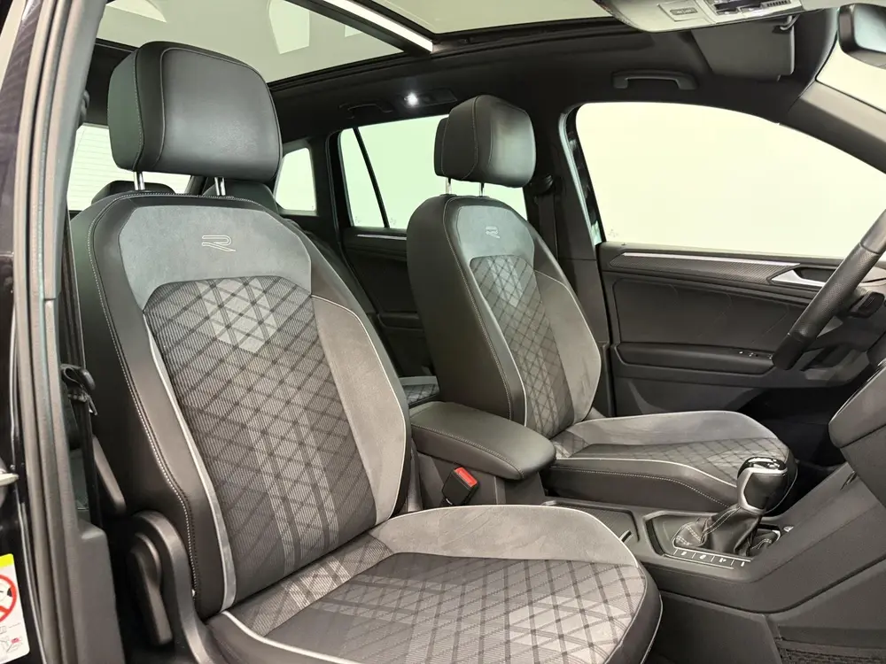 Volkswagen Tiguan 1.4 TSI eHybrid R-Line Business+ Automaat uit 2022, foto 15
