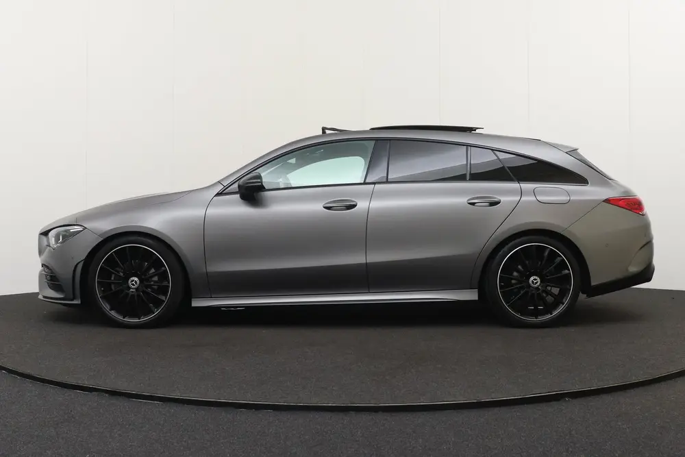 Mercedes-Benz CLA 180 AMG Night-Pack P uit 2021, foto 5
