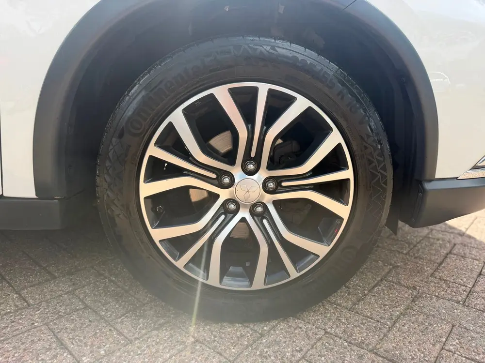 Mitsubishi Outlander 2.0 2WD Instyle|Navi|Cruise|Clima|Carpl uit 2019, foto 11
