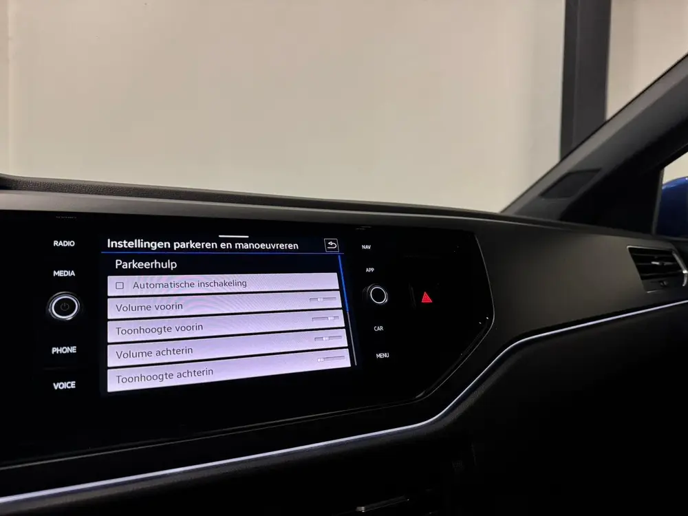 Volkswagen Polo 1.0 TSI R-Line CAM CARPLAY BLINDSPOT uit 2025, foto 19