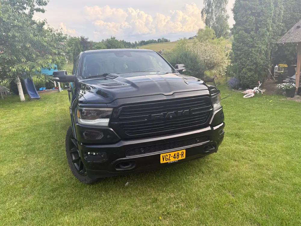 Ram 1500 RAM 1500 2020 Zwart uit 2020, foto 2