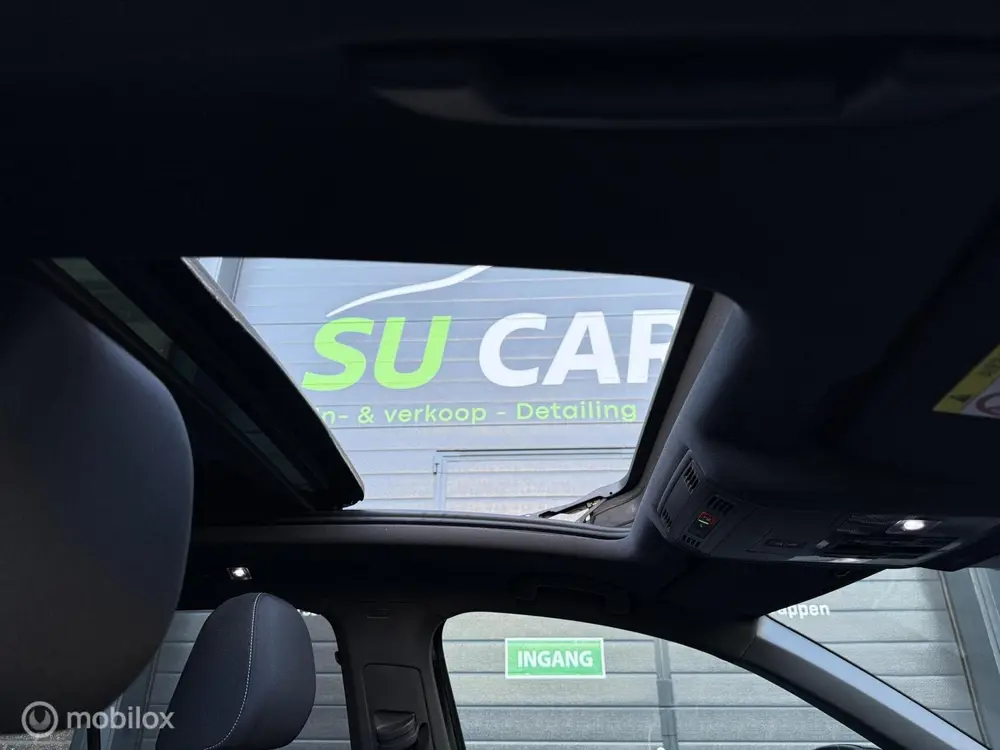 Volkswagen T-Roc 1.5 TSI R-Line|PANO|IQ-Light|Keyless|Camera uit 2022, foto 4