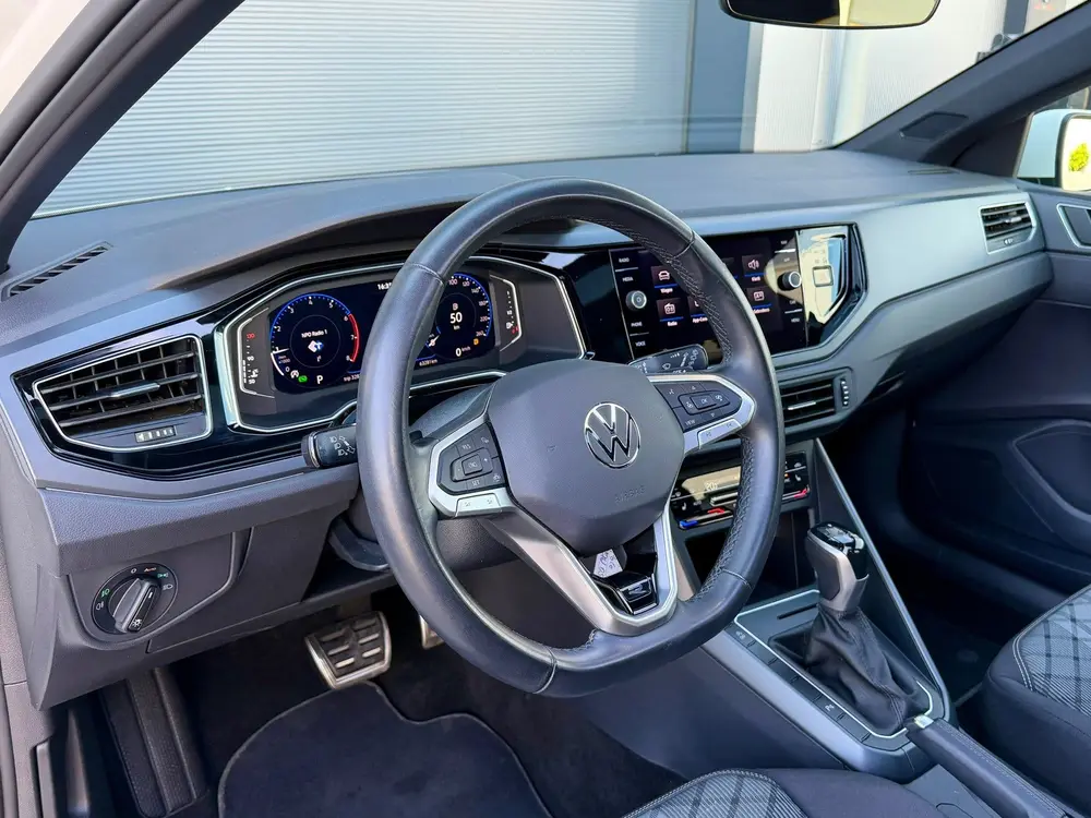 Volkswagen Polo 1.0 TSI R-Line DSG | Panorama I IQ Light | D uit 2023, foto 12