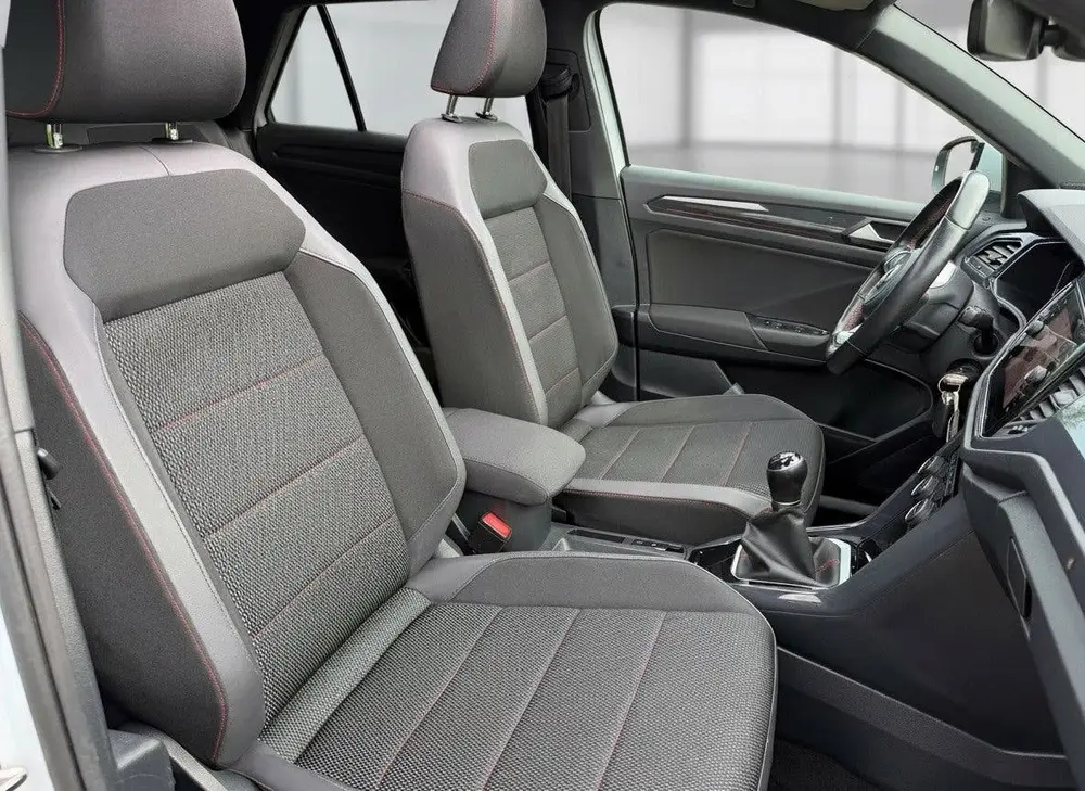 Volkswagen T-Roc 1.5 TSI Sport Business R, panoramadak, trek uit 2020, foto 4