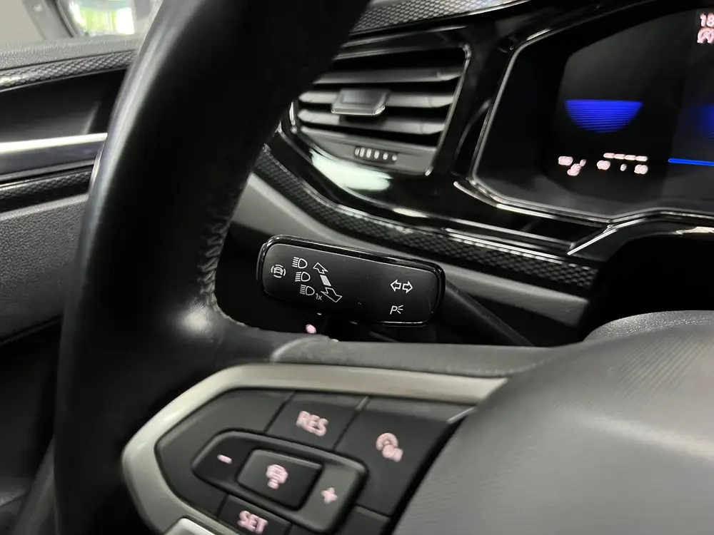 Volkswagen Polo 1.0 TSI Life|ACC|Cockpit|1ste|Carplay|PDC uit 2023, foto 17