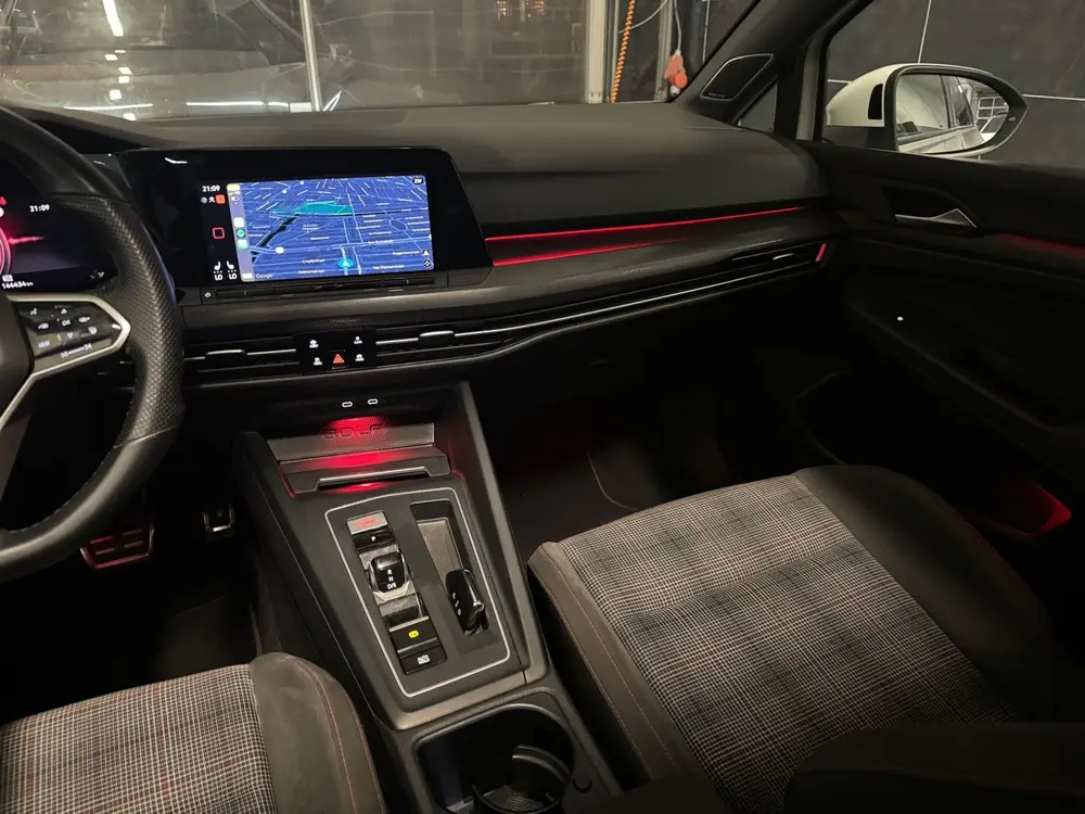 Volkswagen Golf 2.0 TSI GTI - PANO - KEYLESS - H&K - CARPLAY uit 2021, foto 14