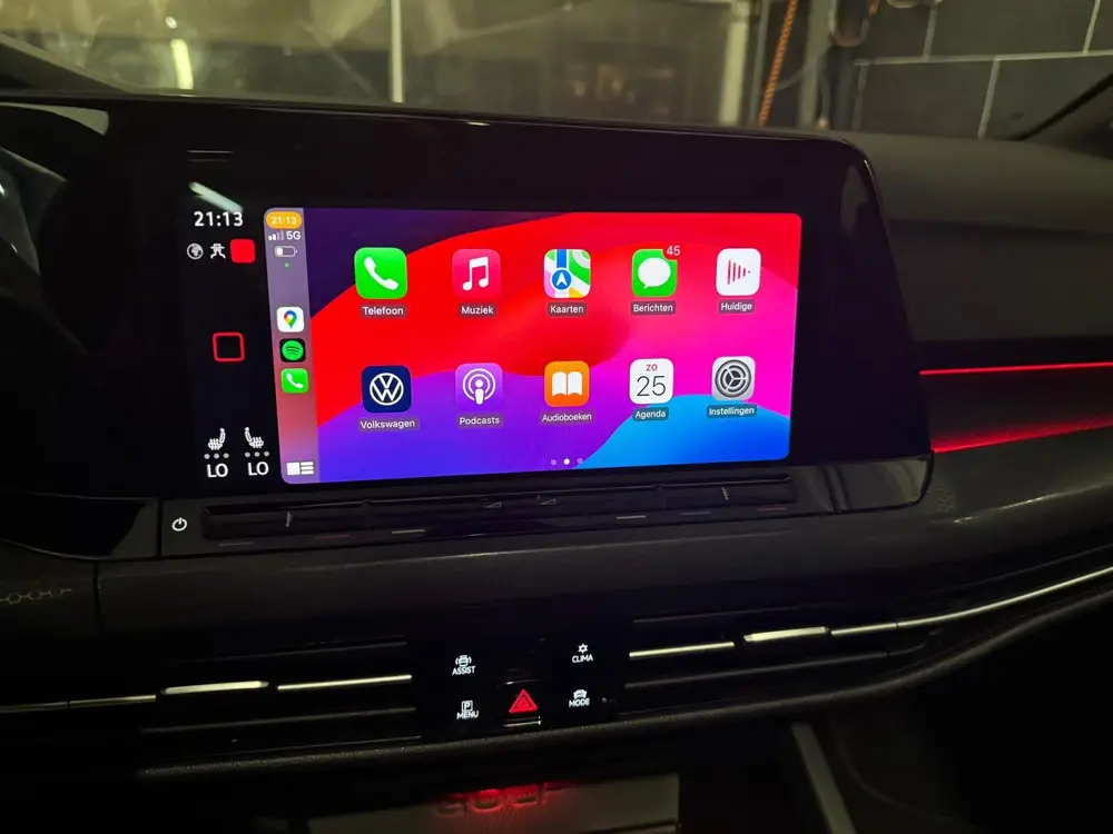 Volkswagen Golf 2.0 TSI GTI - PANO - KEYLESS - H&K - CARPLAY uit 2021, foto 16