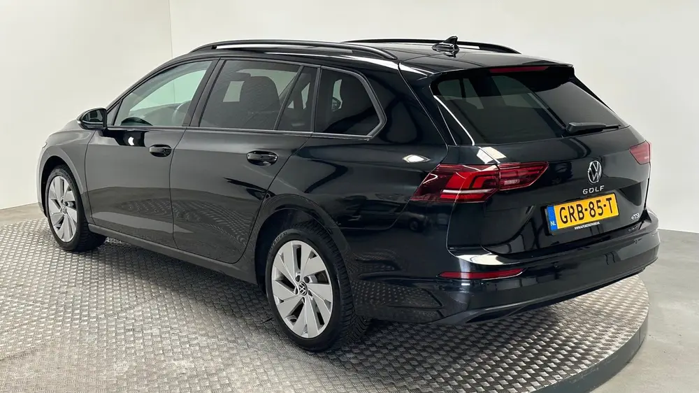Volkswagen Golf Variant 1.5 eTSI Life Edition benzine automa uit 2024, foto 3
