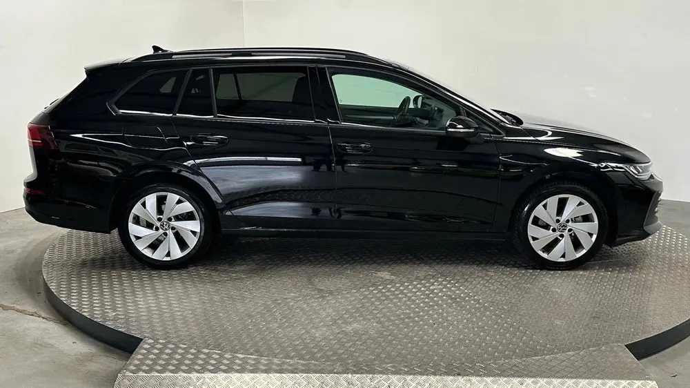 Volkswagen Golf Variant 1.5 eTSI Life Edition benzine automa uit 2024, foto 6