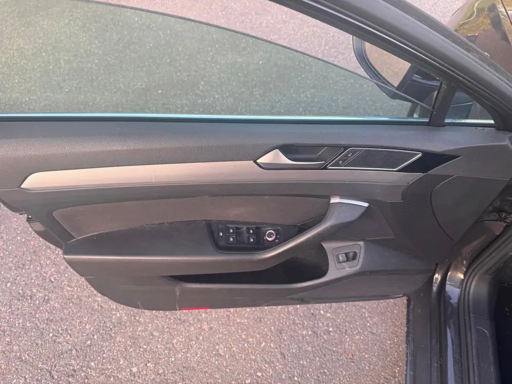 Volkswagen Passat Variant 1.6 TDI Comfortline Business Autom uit 2019, foto 12