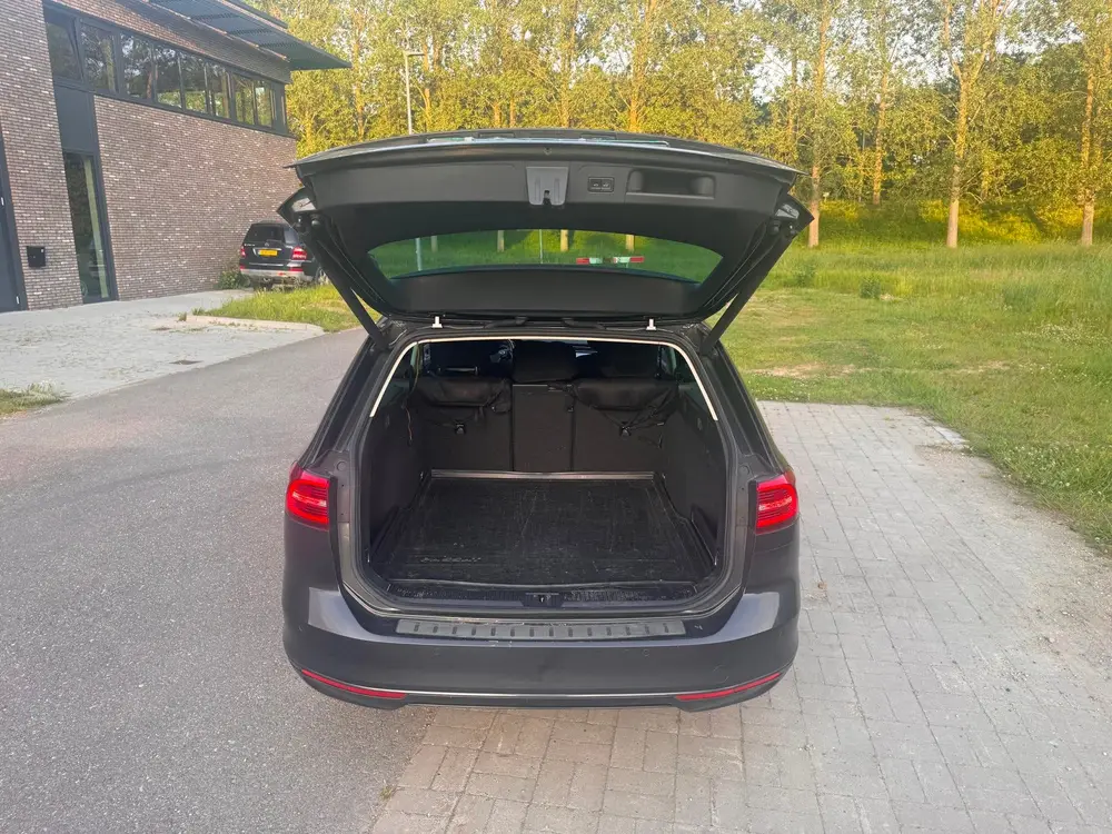 Volkswagen Passat Variant 1.6 TDI Comfortline Business Autom uit 2019, foto 6