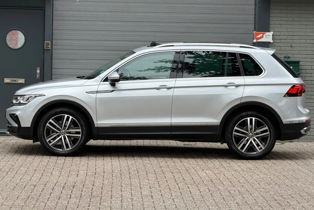 Volkswagen Tiguan 2.0 TSI 4Motion automaat elegance panorama uit 2022, foto 2
