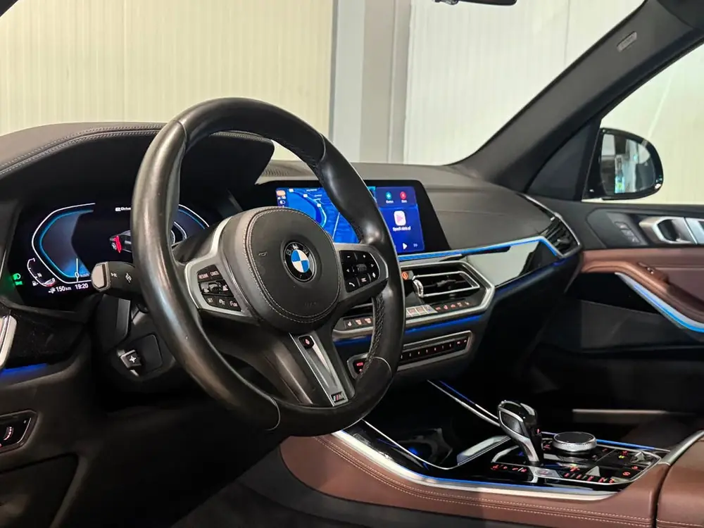 BMW X5 XDrive45e High Executive | M-SPORT | PANO | LUCHTVERI uit 2020, foto 3