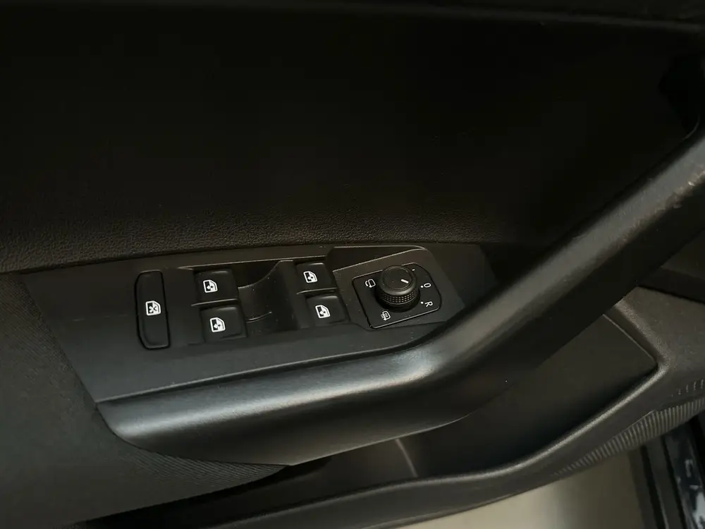 Volkswagen Polo 1.0 TSI DSG Life Business Stoelverwarming Vi uit 2022, foto 19