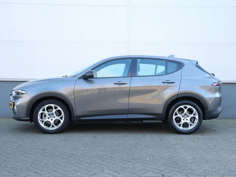 Alfa Romeo Tonale 130pk Hybrid Sprint | 1ste eigenaar | Wint uit 2023, foto 2