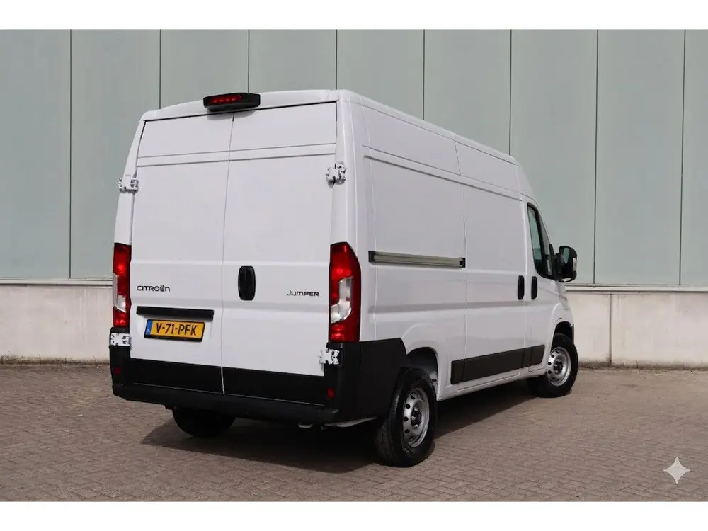 Citroën Jumper 2.2 BlueHDi 140 S&S L2H2 3.5t Navi uit 2024, foto 3