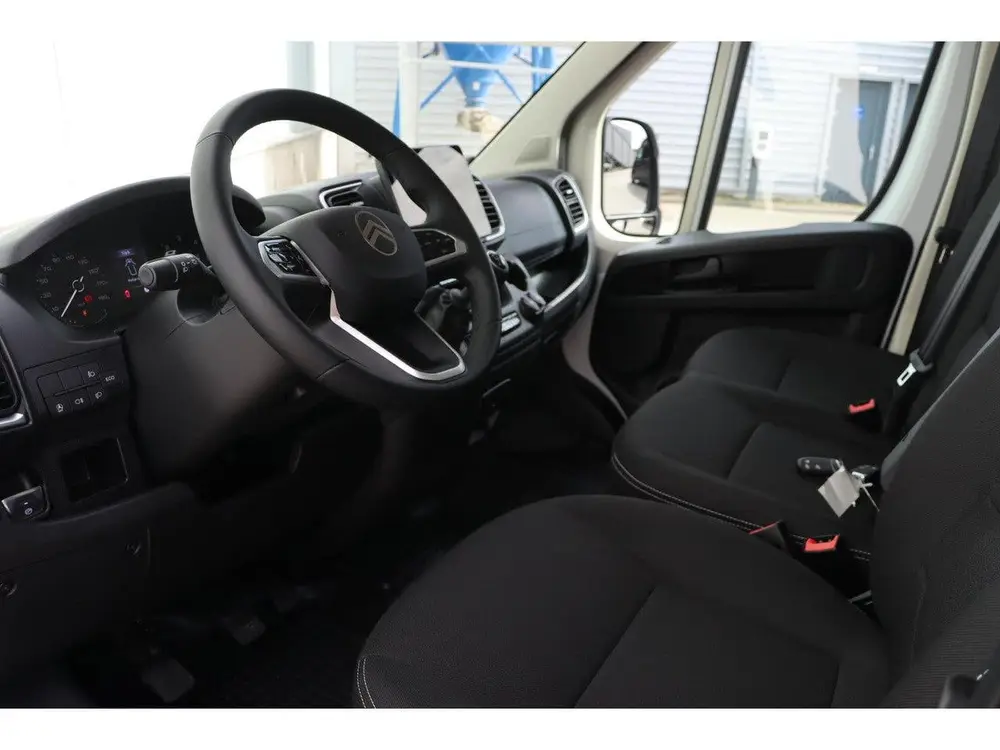 Citroën Jumper 2.2 BlueHDi 140 S&S L2H2 3.5t Navi uit 2024, foto 8