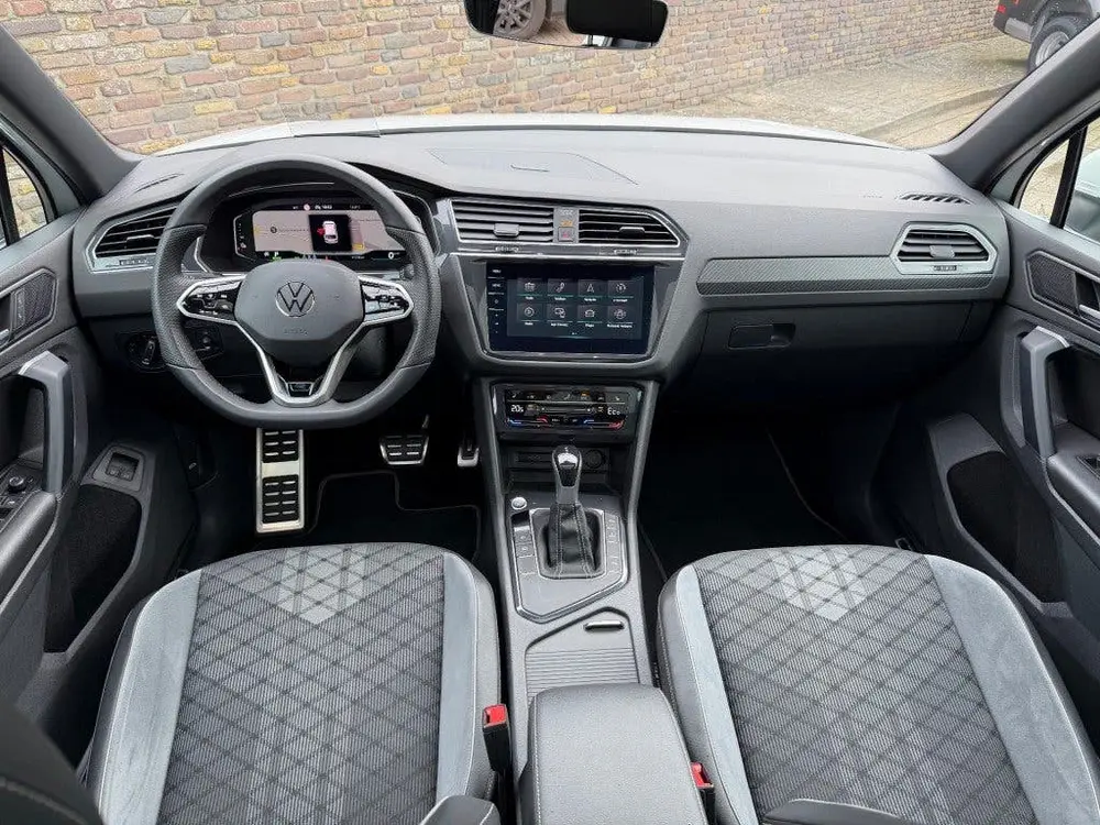 Volkswagen Tiguan 1.4 TSI eHybrid R-LINE Panodak 94% SOH Hea uit 2022, foto 2