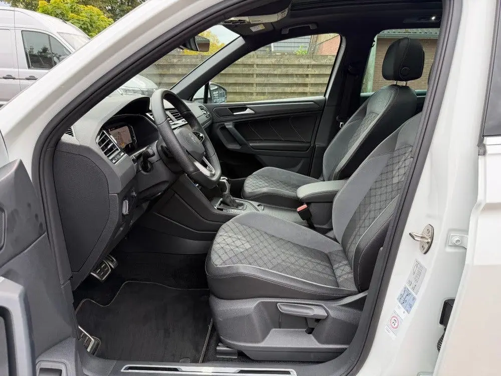 Volkswagen Tiguan 1.4 TSI eHybrid R-LINE Panodak 94% SOH Hea uit 2022, foto 19