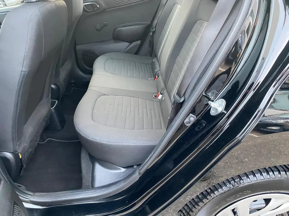 Hyundai I10 1.0 AUTOMAAT uit 2021, foto 8