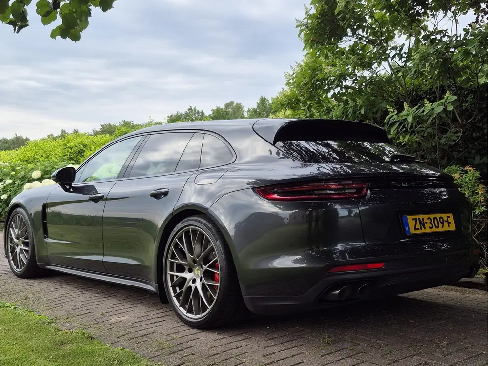 Porsche Panamera BWJ 2019 uit 2019, foto 2
