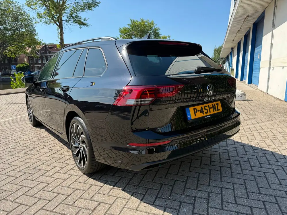 Volkswagen Golf Variant 1.0 eTSI Life Business_Massage_stoel uit 2022, foto 14