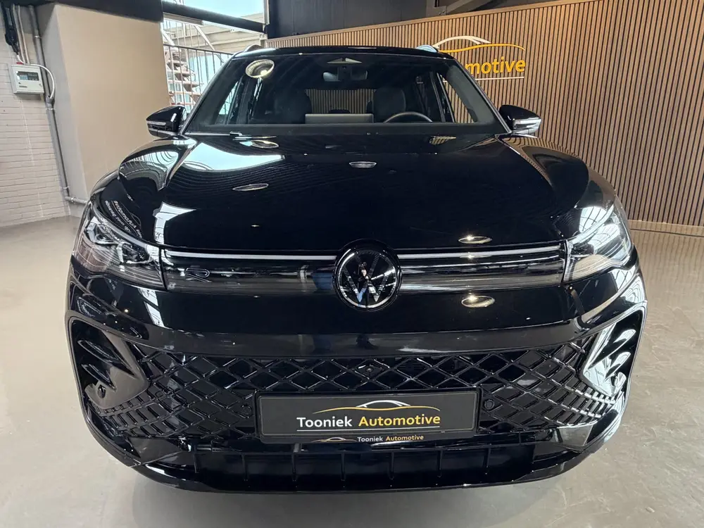 Volkswagen Tiguan 1.5 eHybrid R-Line edition Panorma Navigat uit 2025, foto 8