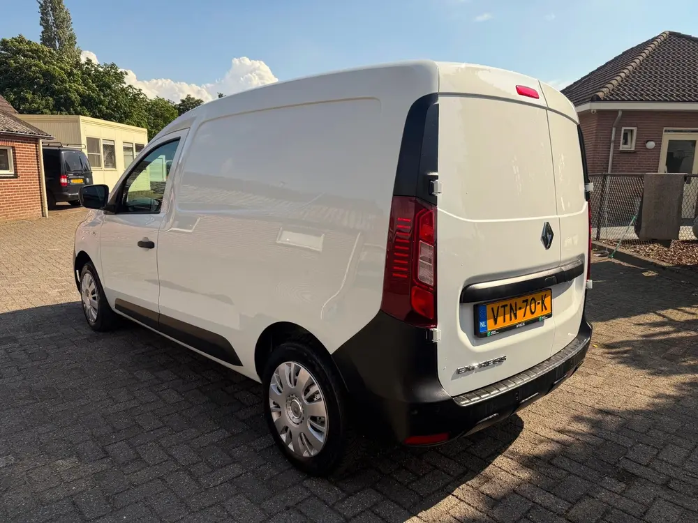 Renault Express 1.5 dCi 75 Comfort navi cameria airco crui uit 2023, foto 2