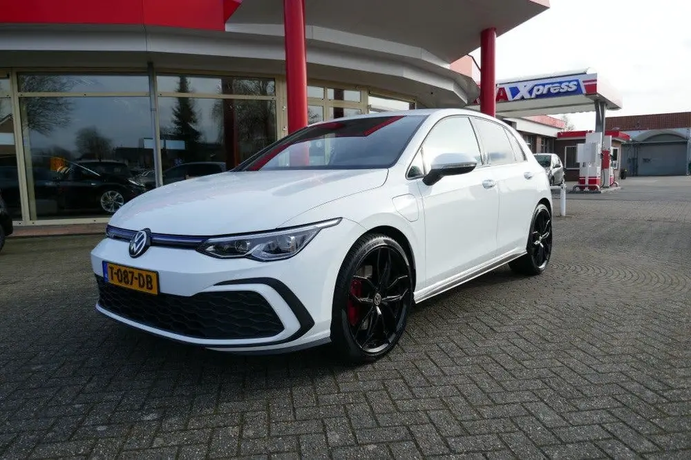 Volkswagen GOLF 1.4 EHYBRID GTE  150 PK   APPLE CARPLAY / NA uit 2020, foto 2