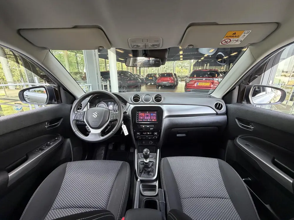 Suzuki Vitara 1.4 Boosterjet Select Smart Hybrid uit 2023, foto 3