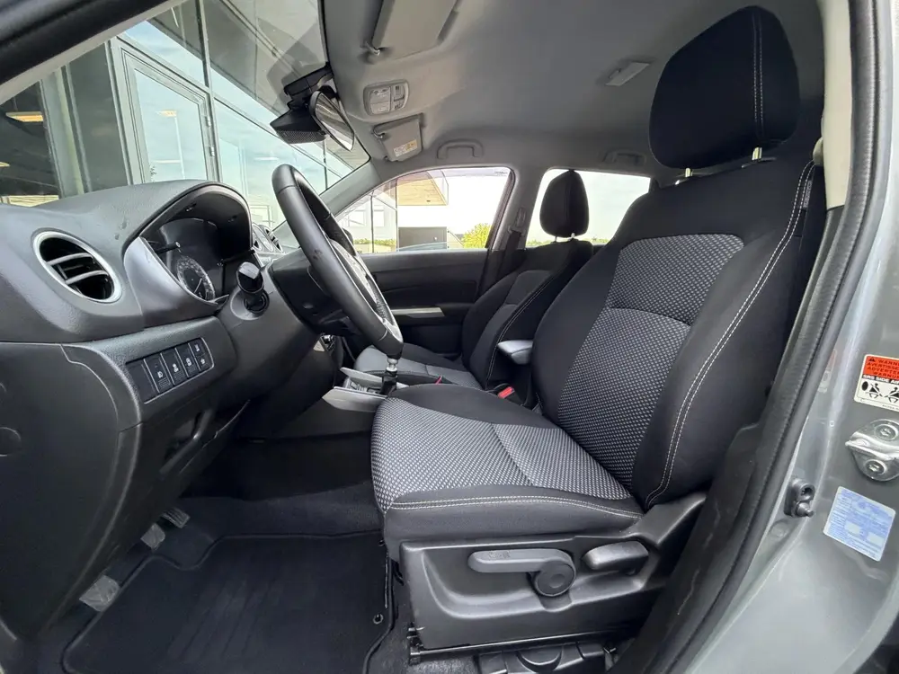 Suzuki Vitara 1.4 Boosterjet Select Smart Hybrid uit 2023, foto 7