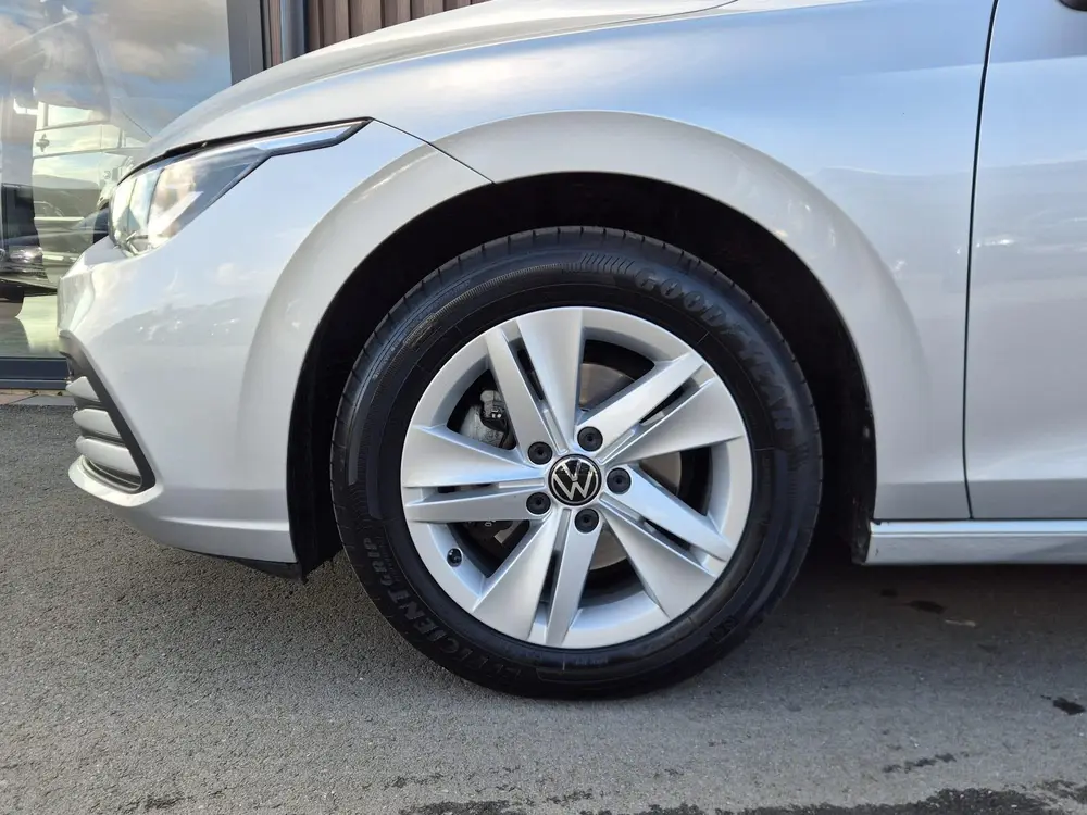 Volkswagen Golf 1.5 TSI Life Business | BTW | Carplay | Trekhaak | Camera | Navi Golf 1.5 TSI Life Business | BTW | Carplay | Trek uit 2023, foto 5