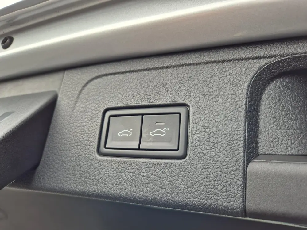 Volkswagen Passat Variant 1.5 TSI Business DSG | Virtual | LED | Elek. Achterklep Passat Variant 1.5 TSI Business DSG | Virtual | L uit 2021, foto 18