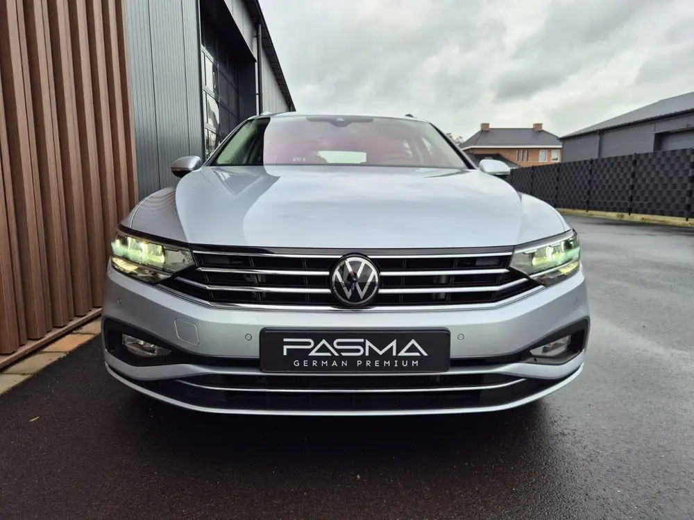 Volkswagen Passat Variant 1.5 TSI Business DSG | Virtual | LED | Elek. Achterklep Passat Variant 1.5 TSI Business DSG | Virtual | L uit 2021, foto 19