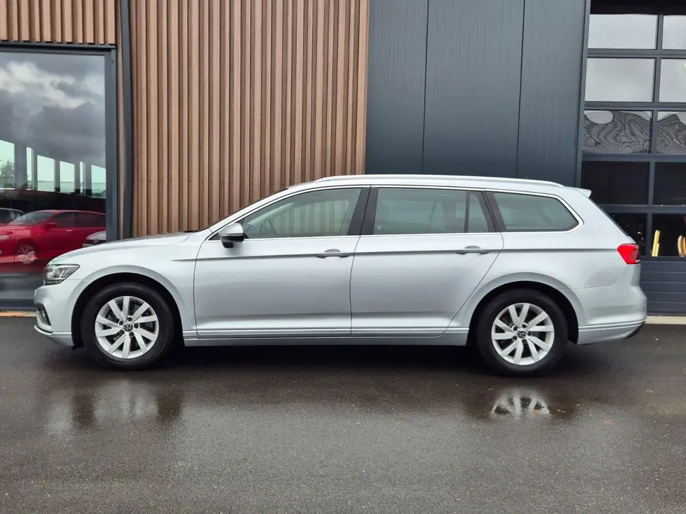 Volkswagen Passat Variant 1.5 TSI Business DSG | Virtual | LED | Elek. Achterklep Passat Variant 1.5 TSI Business DSG | Virtual | L uit 2021, foto 4