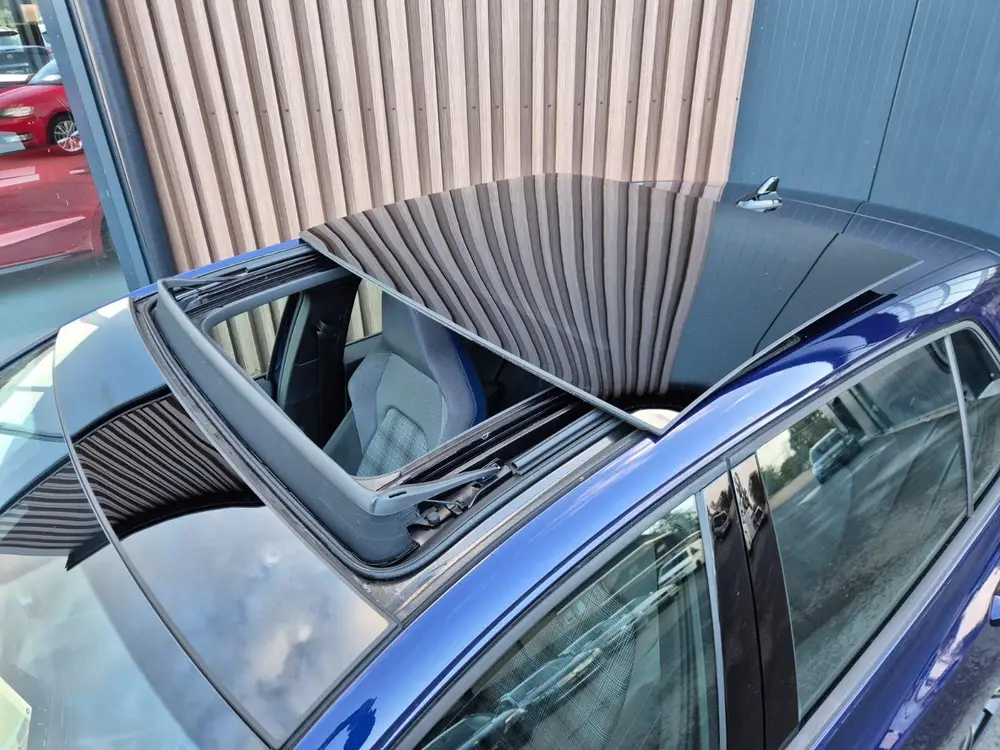 Volkswagen Golf 1.4 EHybrid GTE 245pk | BTW | Pano | Trekhaak | LED | Stuur- Stoelverw. Golf 1.4 eHybrid GTE 245pk | BTW | Pano | Trekhaa uit 2022, foto 8