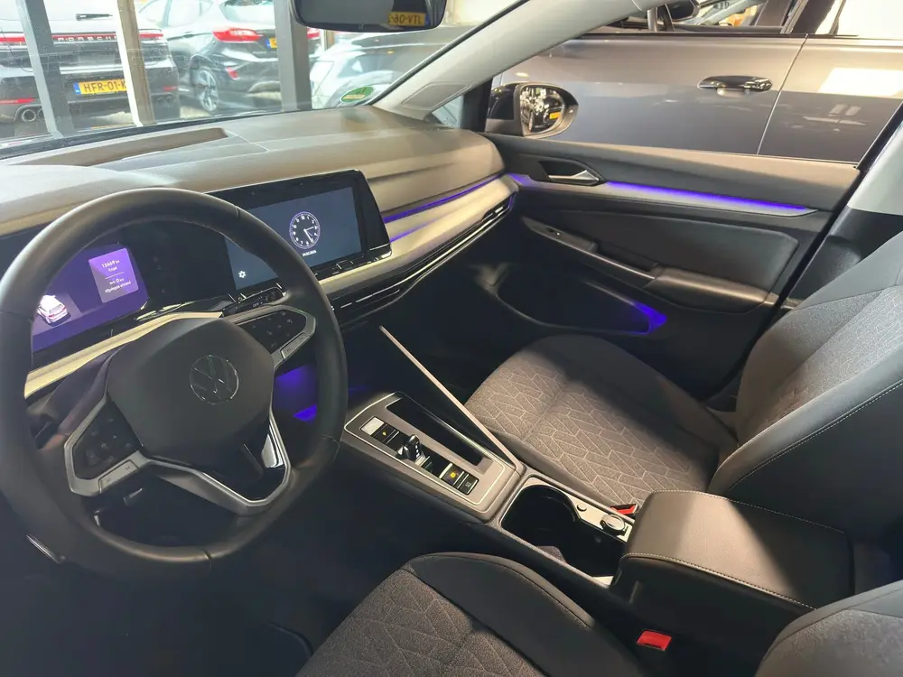 Volkswagen Golf 8 1.5 eTSI Life Business DSG Mild Hybrid Ele uit 2023, foto 15