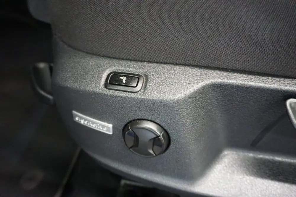 Volkswagen GOLF 1.5 TSI HIGHLINE BUSINESS R-LINE uit 2019, foto 11