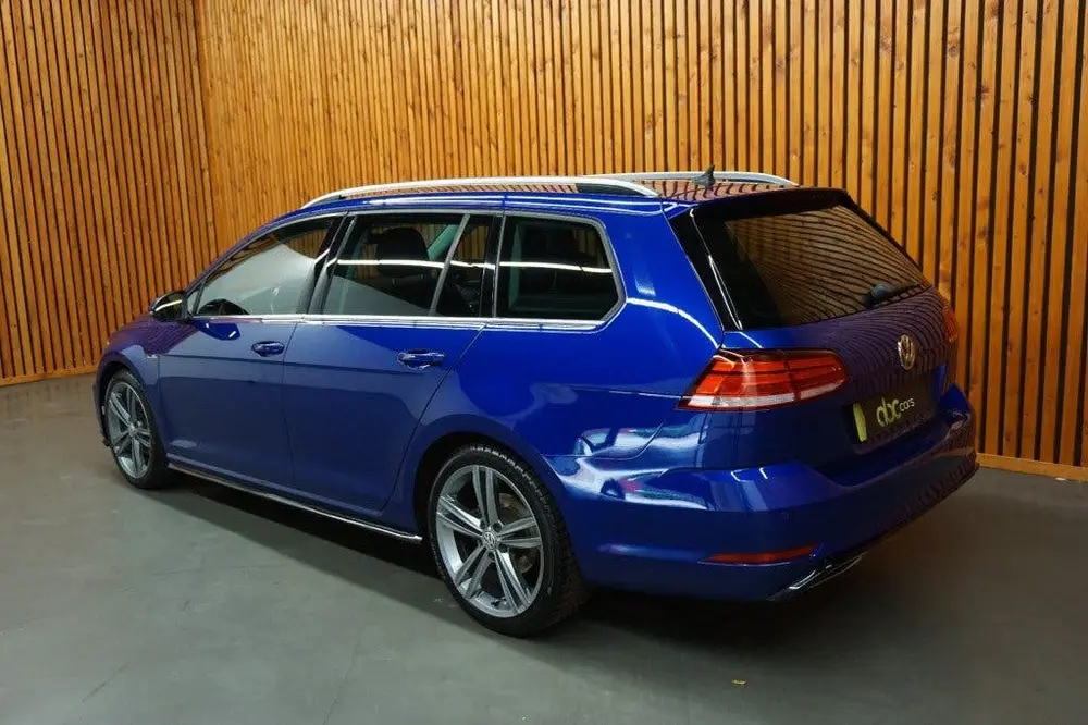 Volkswagen GOLF 1.5 TSI HIGHLINE BUSINESS R-LINE uit 2019, foto 2